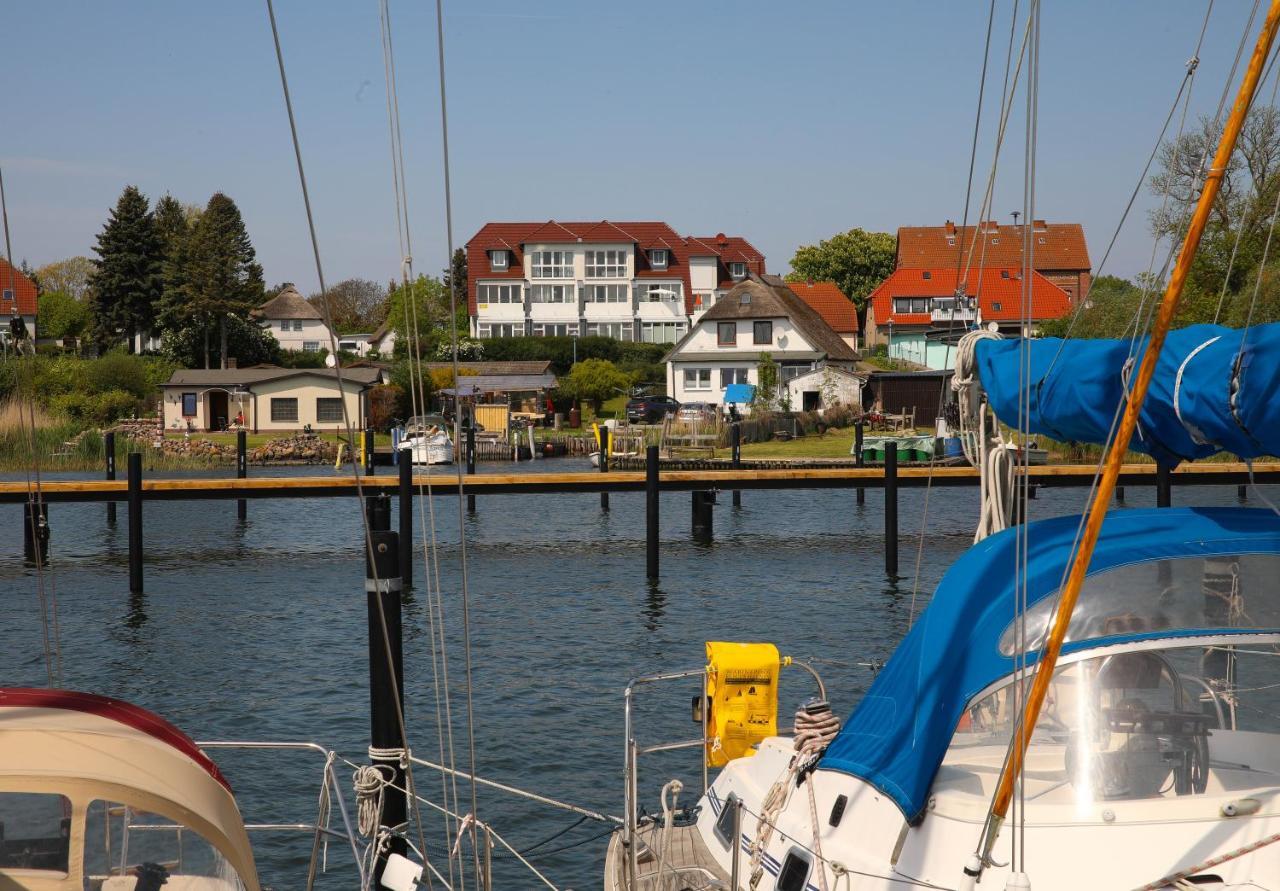 Ferienhaus Suedblick Am Yachthafen Breege Dış mekan fotoğraf